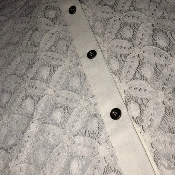 Button down collar top - Picture 4 of 5